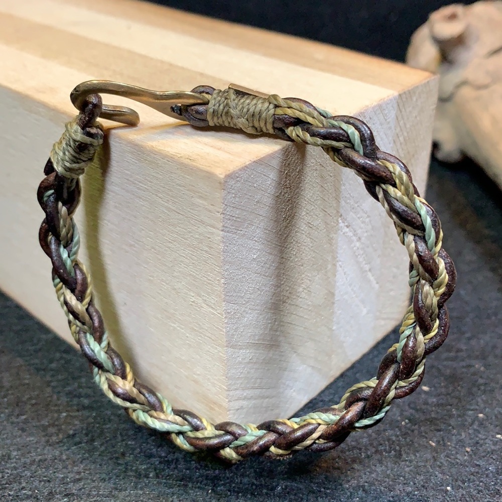 Men’s woven Leather & Cord bracelet